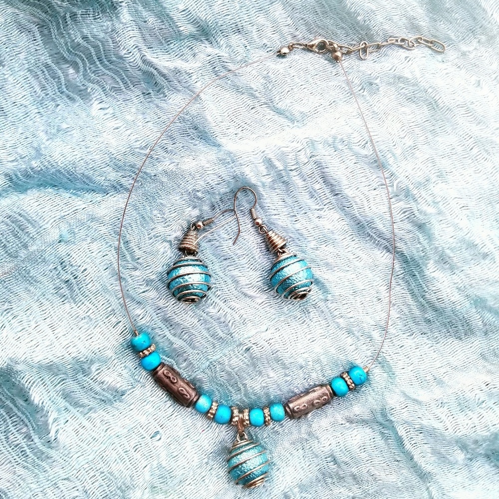 Earrings & Necklace Set